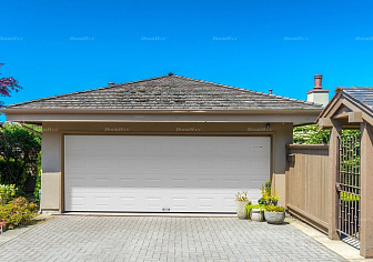 Секционные гаражные ворота Doorhan RSD01 BIW (2600х2100)